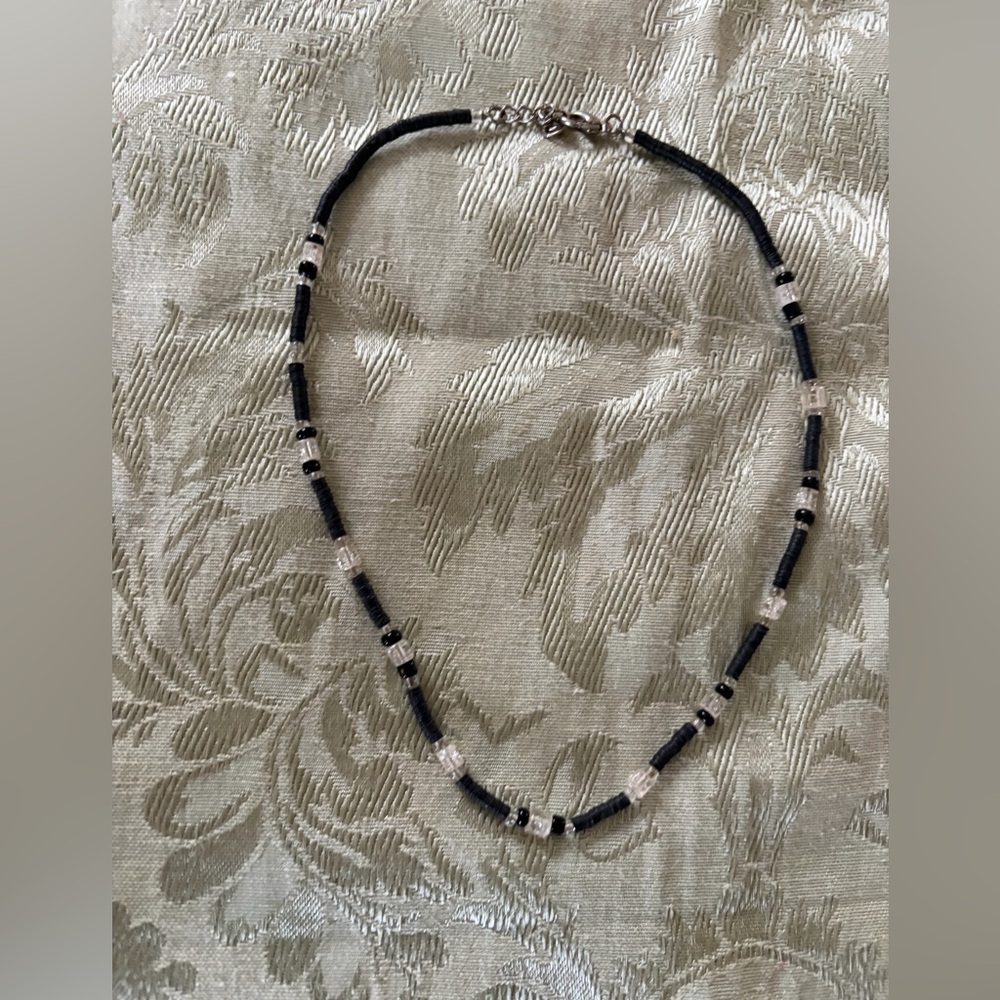 💗Black Beaded Women's Necklace - Elegant Strand 💗 10/$20 bundle